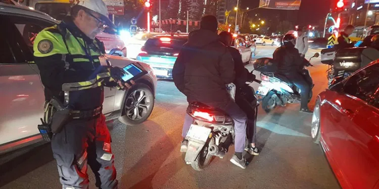 Motosiklet kullananlara sıkı denetim
