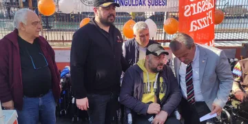 15 ihtiyaç sahibi tekerli sandalyesine kavuştu