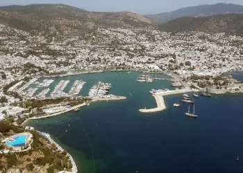 Türkiye’de yerleşik yabancı nüfus azalıyor