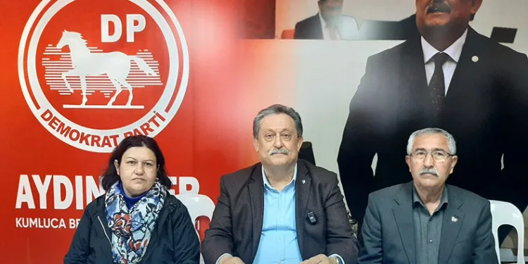 “CHP Kumluca yönetimi raydan çıkmış”