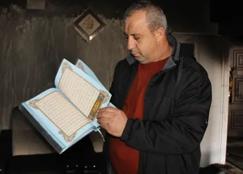 Küle dönen daireden geriye sadece Kur’an-ı Kerim kaldı