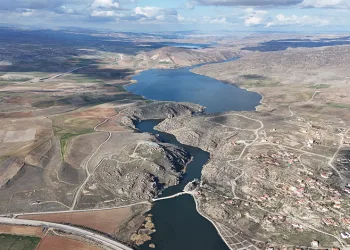 Çeşnigir Kanyonu’nda eşsiz manzara