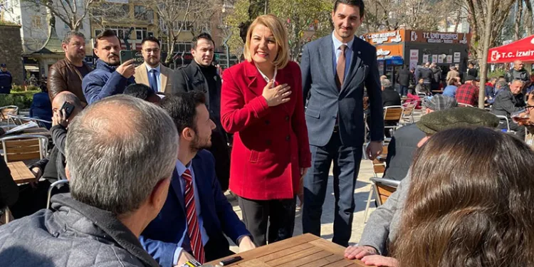 Bu kafede çay 3 TL