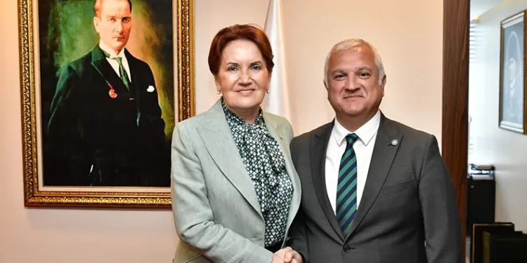 İYİ Parti Genel Başkan Yardımcısı Cem Karakeçili partisinden istifa etti