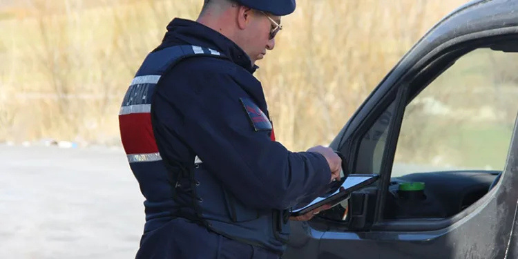 Sürücülere yönelik dron destekli denetim