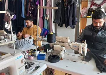 Terzi ustaları çırak bulamamaktan yakınıyor