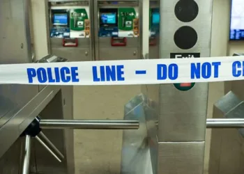 New York metrosunda silahlı saldırı