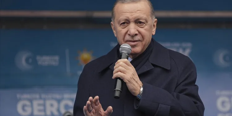 Emekli bayram ikramiyesi 3 bin lira olacak