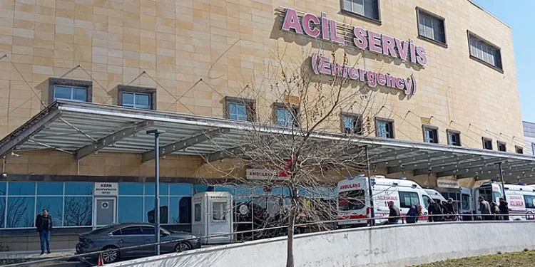 17 yaşındaki çocuk araç içinde ölü bulundu