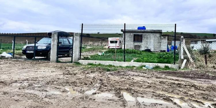 Gelibolu’da 2 kişi bağ evinde ölü bulundu