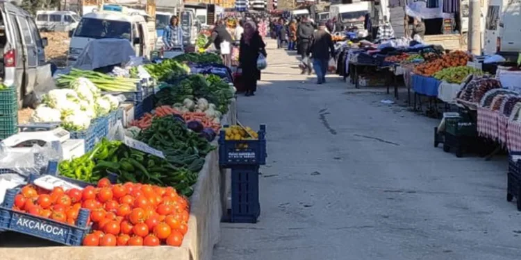 6 Şubatta pazarcılar tezgah açmayacak