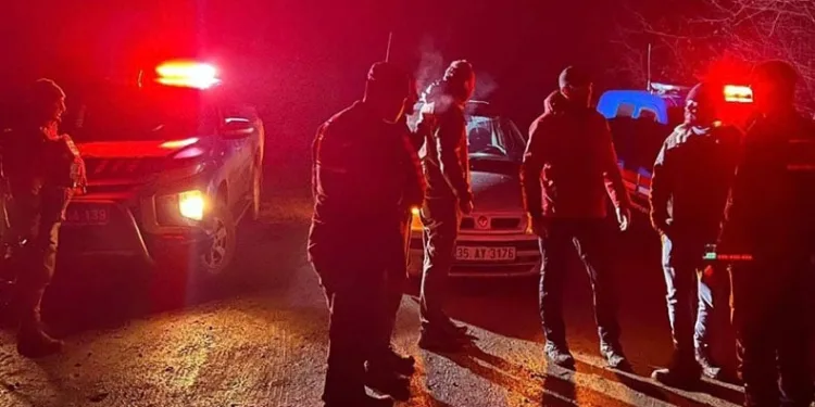 Ormanlık alanda kaybolan 4 kişi bulundu