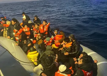 57’si çocuk 159 düzensiz göçmen kurtarıldı