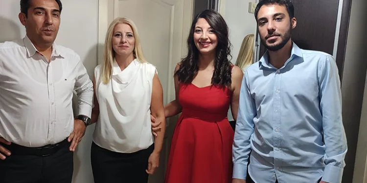 Hataylı depremzede Alanya’da hayata tutunmaya çalışıyor