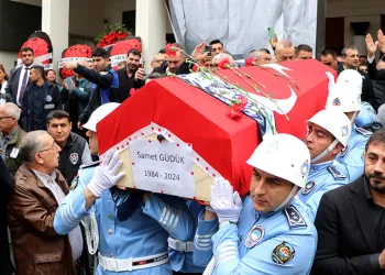 Şehit Samet Güdük, son yolculuğuna uğurlandı