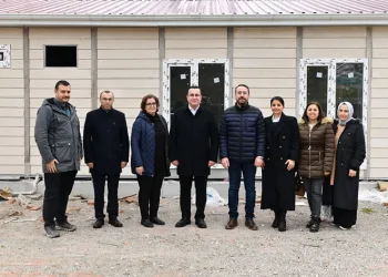 Gülümseyen Cafe kapılarını açmak için hazırlanıyor
