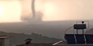 Mersin’de dolu, hortum ve sağanak yağış etkili oldu