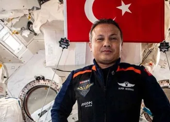Alper Gezeravcı’nın dönüş yolculuğu ertelendi