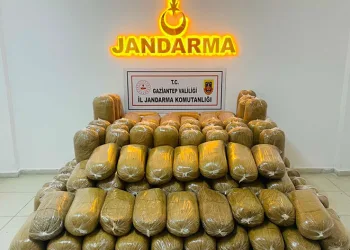 2 ton kaçak tütün ele geçirildi