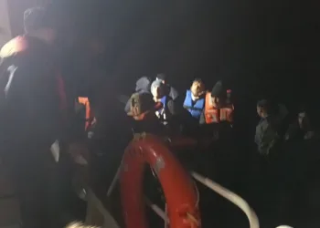 15’i çocuk 42 göçmen yakalandı