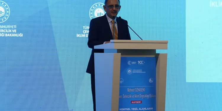 “390 bin aileye ev vermek zorundayız”