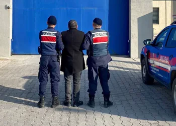 Afyonkarahisar’da kaçak şahıs yakalandı