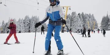 Geç gelen kar yüzleri güldürdü
