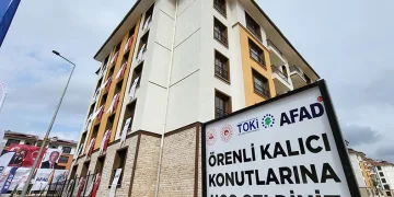 Depremzedelerin kalıcı konutlara taşınması sürüyor
