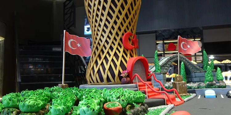 Rize’nin simgelerini pastaya dönüştürdüler