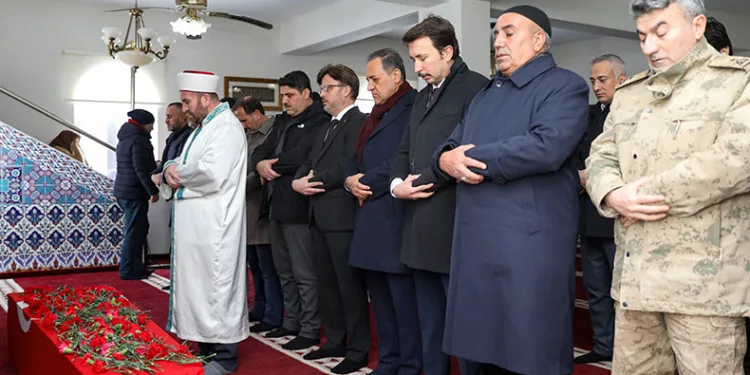 Hayatını kaybeden Altın, memleketi Bingöl’de defnedildi