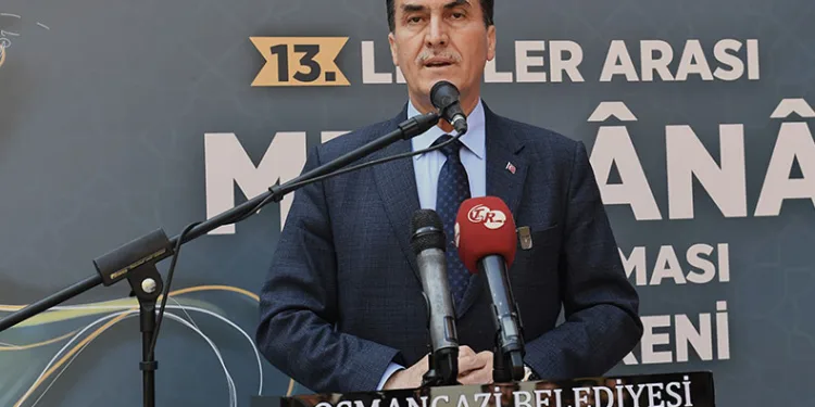 Liseliler en güzel şiirlerini Osmangazi’de okudu