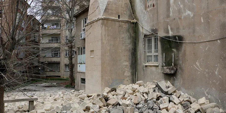 Diyarbakır’da yıkım çalışmaları devam ediyor