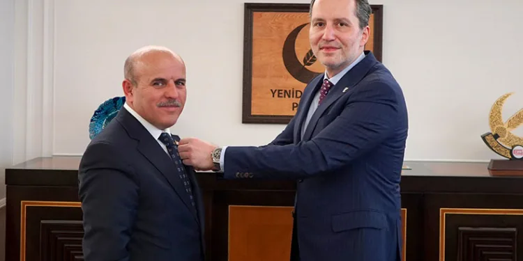 AK Parti’den istifa ederek YRP’den başkan adayı oldu