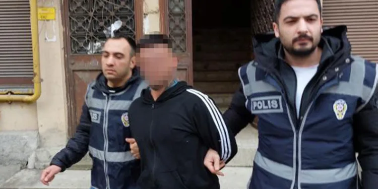 Silahla yaralama zanlısı saklandığı evde yakalandı