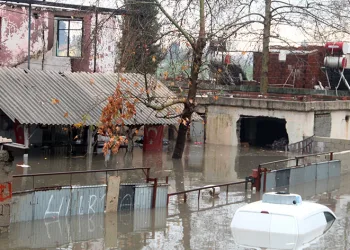 Antalya’da bir mahalle sular altında kaldı