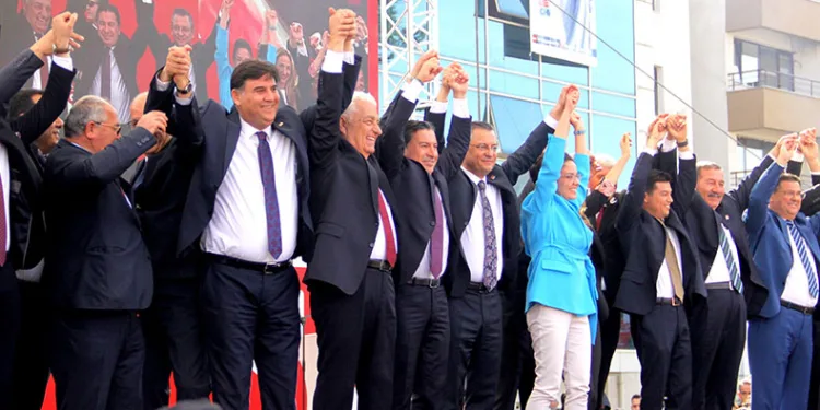 Özgür Özel Muğla adaylarını tanıttı