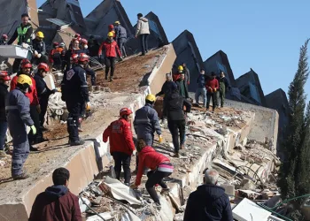 6 Şubat’ta uzandıkları elleri unutamıyorlar