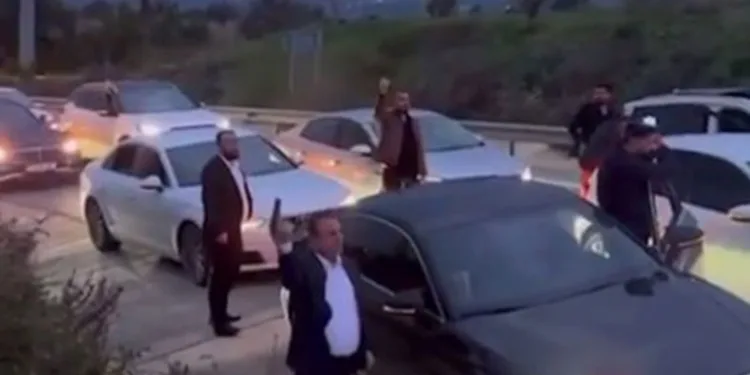 Düğün konvoyunda silah sıkmanın bedelini ağır ödediler