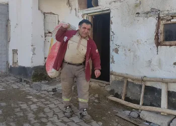 “Bizim için fedakarlık yapıyor”