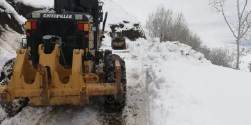 Kardan kapalı olan 130 yolun 60’ı açıldı