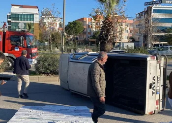 Önce çarptı, sonra yan yatarak sürüklendi
