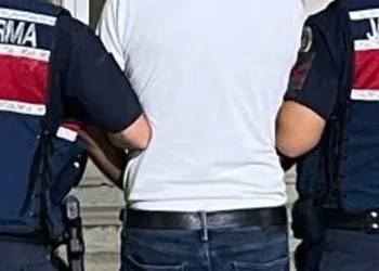 Didim’de 11 şüpheli jandarmadan kaçamadı