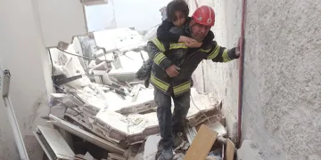 “Personelim görmesin diye enkazın içinde ağladım”