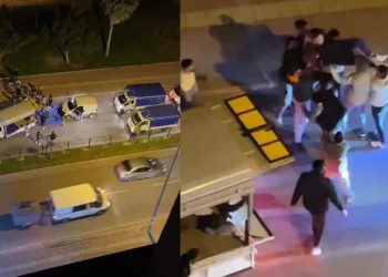 Kasası açık kamyonetle yolu kapatıp asker eğlencesi düzenlediler