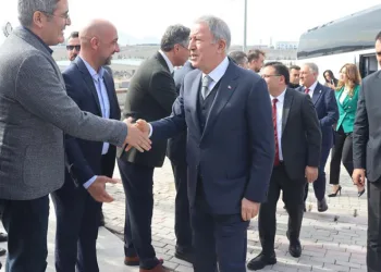 Hulusi Akar’dan TOMTAŞ’a övgü