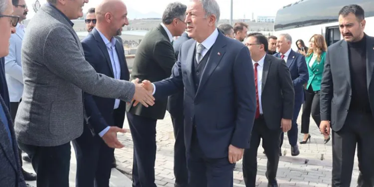 Hulusi Akar’dan TOMTAŞ’a övgü