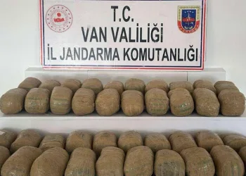 Van’da 80 kilo esrar ele geçirildi