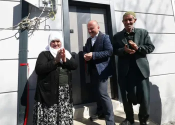 Sincikli depremzedeler yeni yuvalarına kavuştu