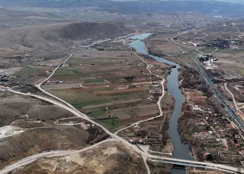 Kuraklık tehlikesi büyüyor, çiftçiler endişeli