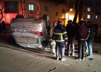 Direksiyon başında fenalaşınca, kaza kaçınılmaz oldu